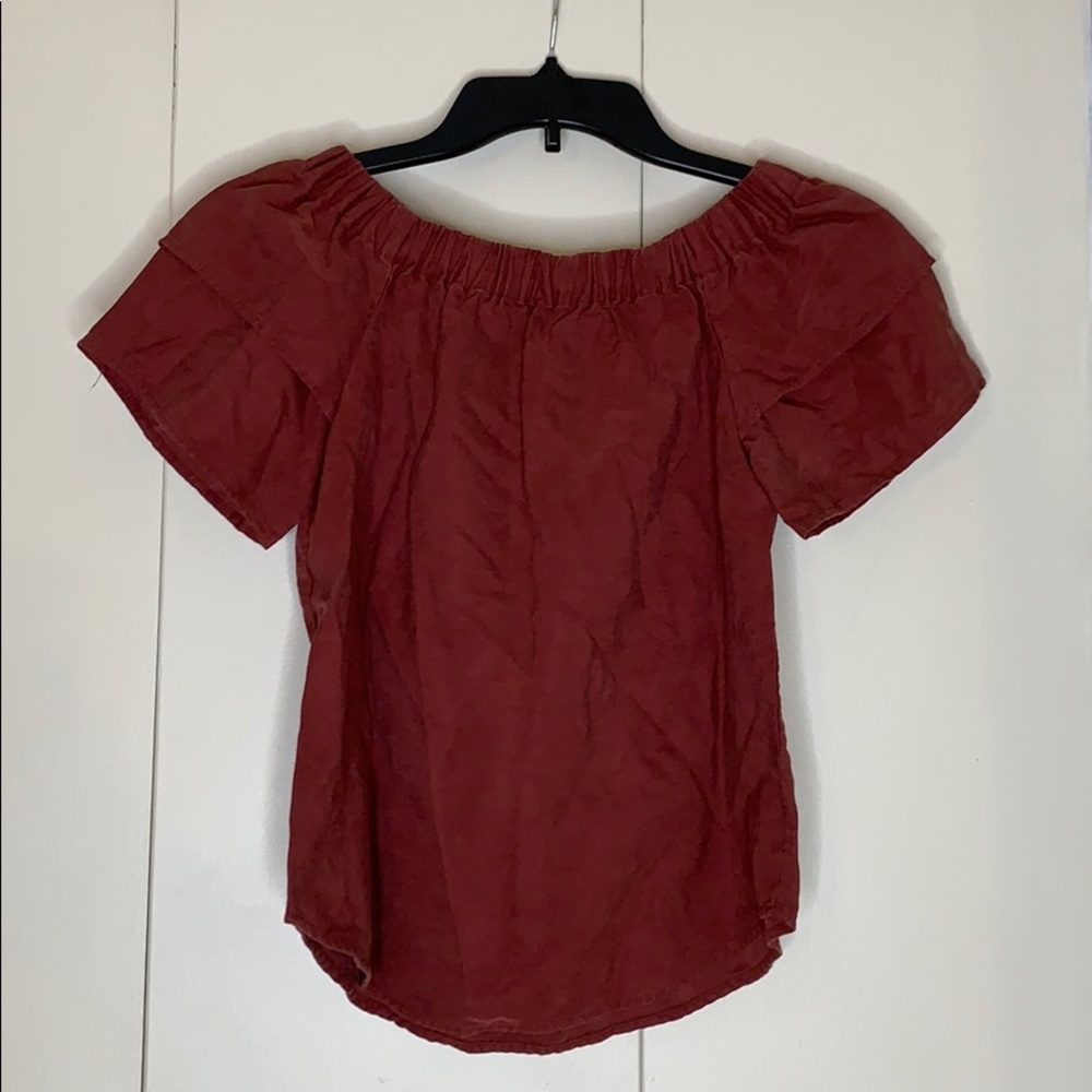 Off the shoulder maroon top